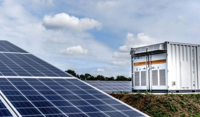 Battery storage systems by Carbon3 for energy management in the UK