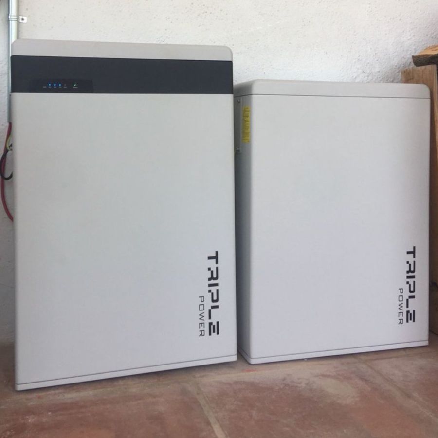 Battery storage system at a defence site providing energy security